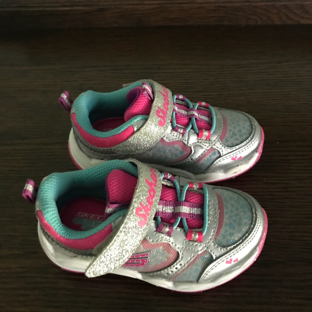 Skechers Toddler Size 6 Never Worn